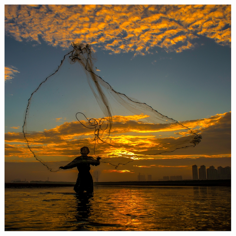 苹果2万元可折叠iPad开发遇阻：与华为平板类似 跳票至2029年